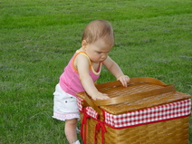 2003/August/Julia-GardenBasket/DSC00944