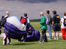 2003/June/SkydiveChicago/DSC00443