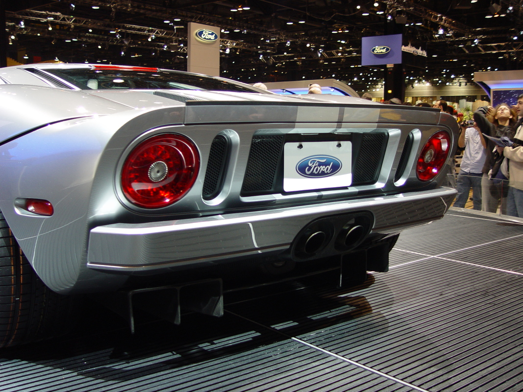 2004/02/AutoShow/DSC01819