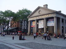 2004/08/EastCoastTrip/BostonMarket/DSC02523