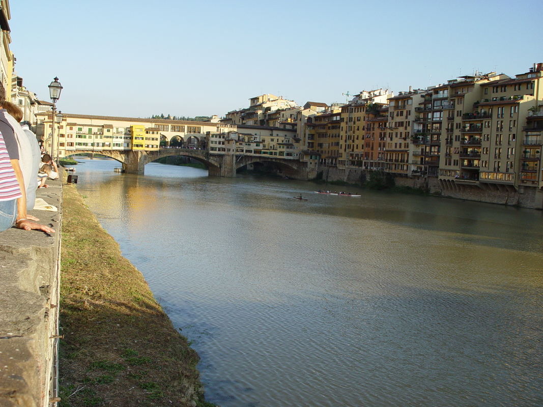 2004/09/Italy/Florence/OldBridge/DSC02899