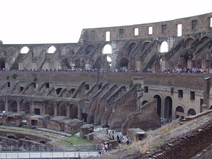 2004/09/Italy/Rome/Coliseum/DSC02937