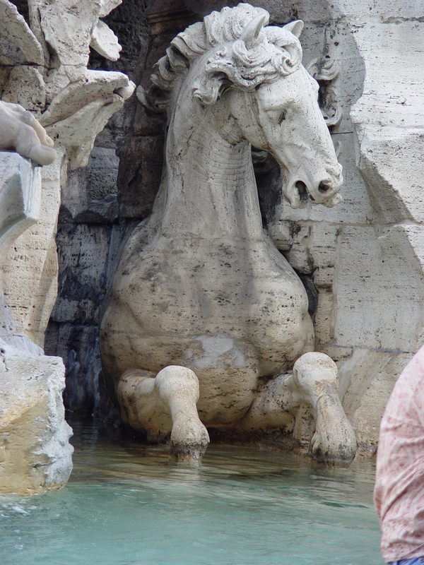 2004/09/Italy/Rome/PiazzaNavona/DSC02978