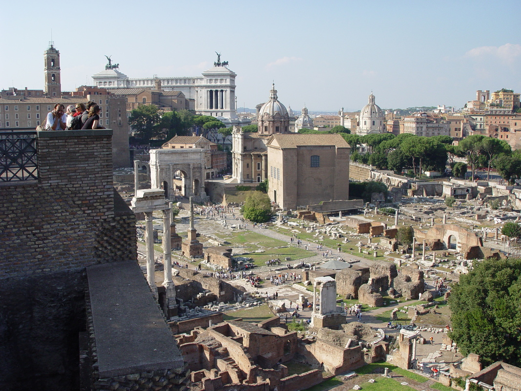 2004/09/Italy/Rome/RomanForum/DSC02957