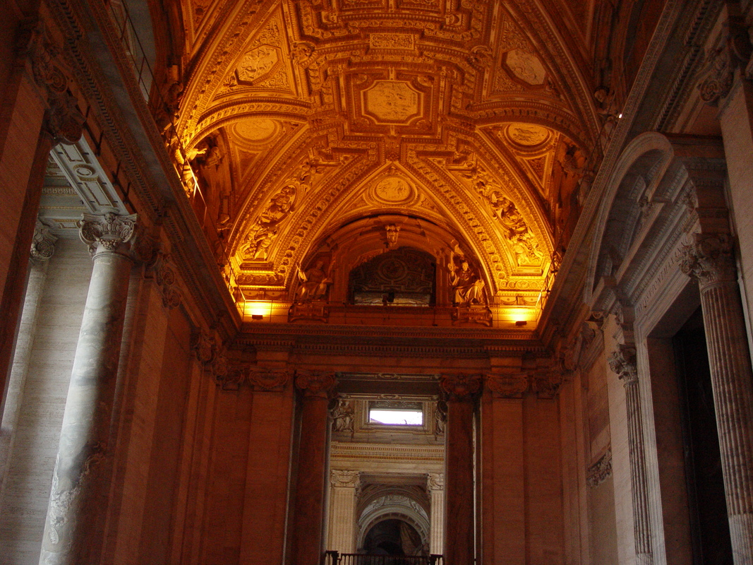 2004/09/Italy/Rome/Vatican/Basilica/DSC03031