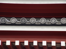 2005/01/Tokyo/Asakusa_Shrine/DSC03499