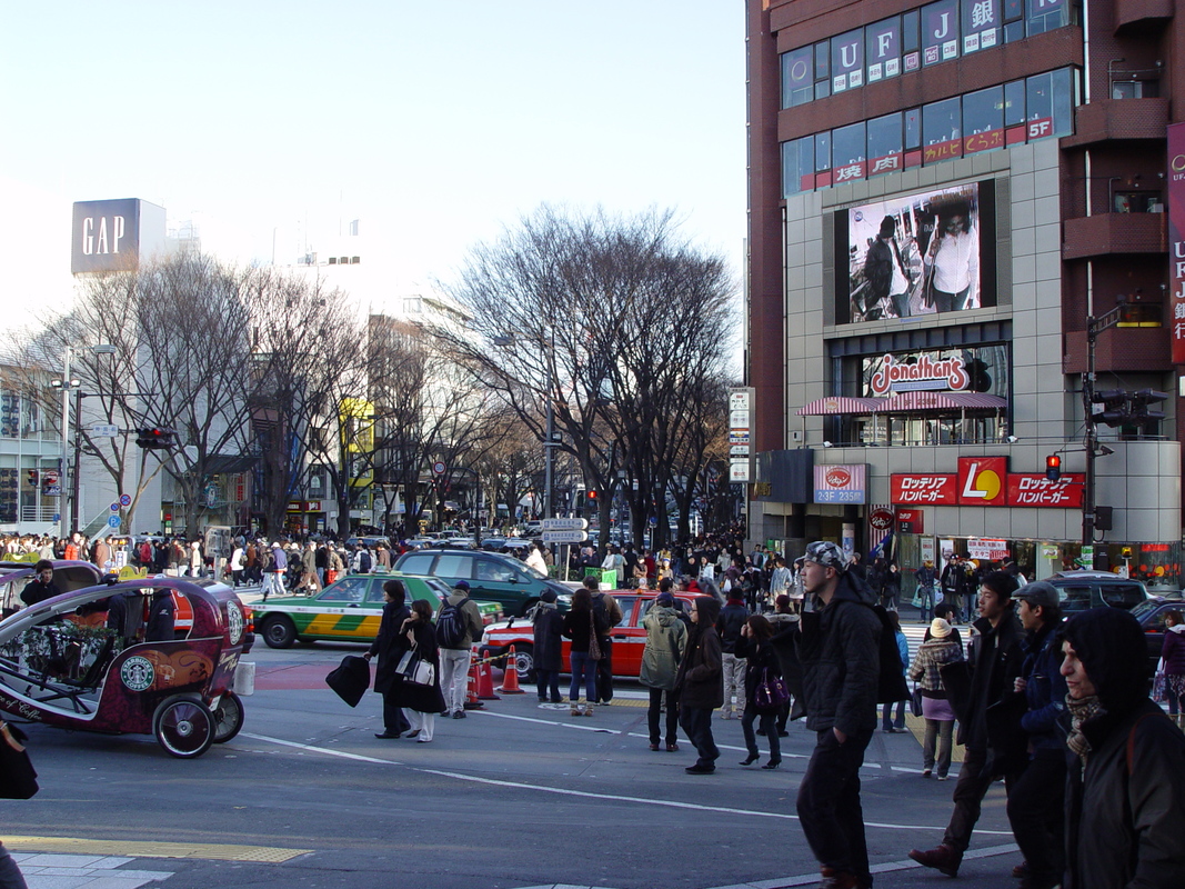 2005/01/Tokyo/Omote-sando_Shopping/DSC03550