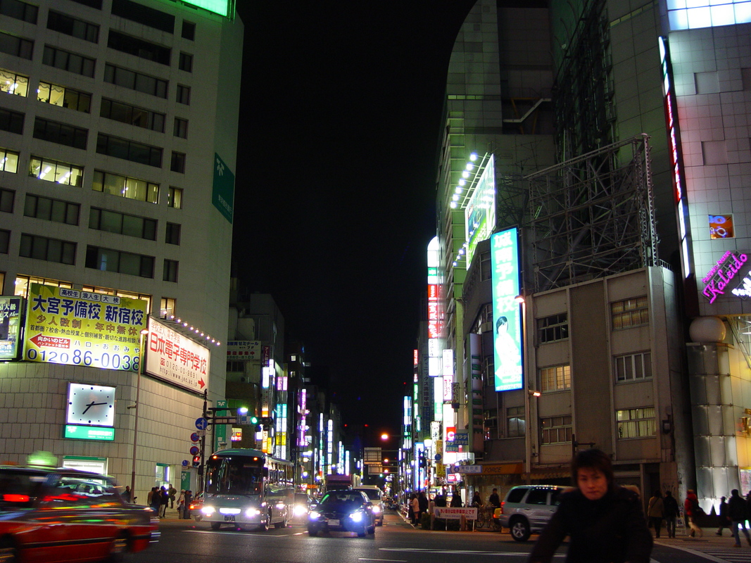 2005/01/Tokyo/Shinjuku_Entertainment/DSC03584