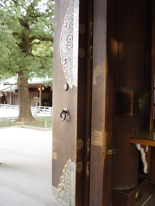 2005/01/Tokyo/YoyogiPark-MeigiJinguShrine/DSC03651