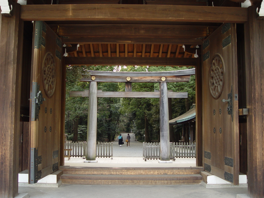 2005/01/Tokyo/YoyogiPark-MeigiJinguShrine/DSC03670