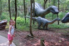 2006/08/Dinosaurs/DSC04628