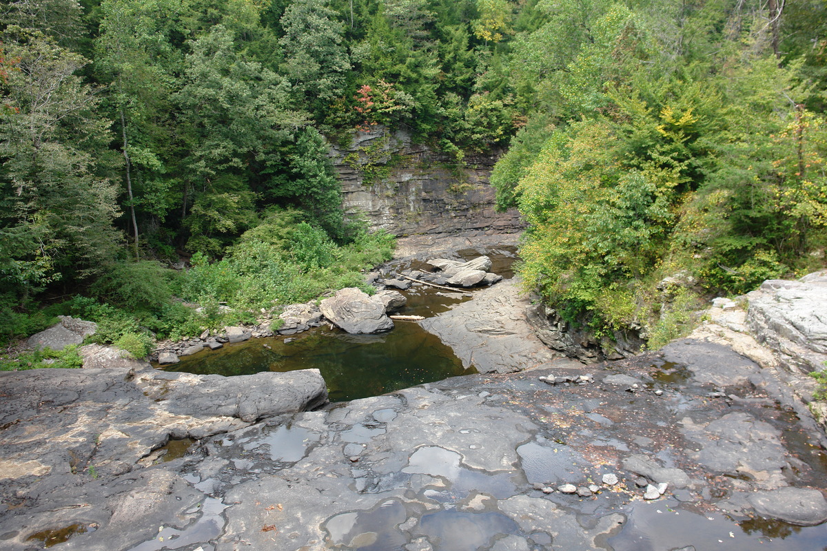 2006/08/FallsCreekFalls/DSC04725