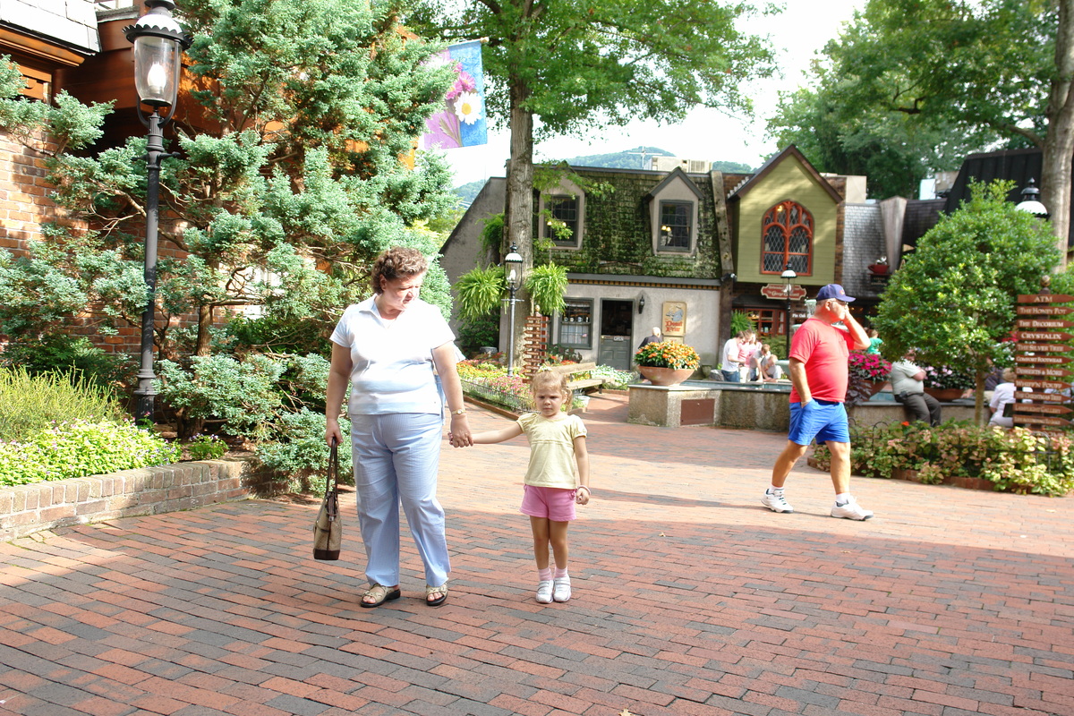 2006/08/Smokies/Gatlingburg/DSC05185