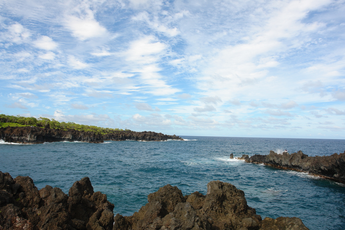 2008/10/Hawaii/Maui/RoadToHana/4-BlackSandBeach/DSC09766