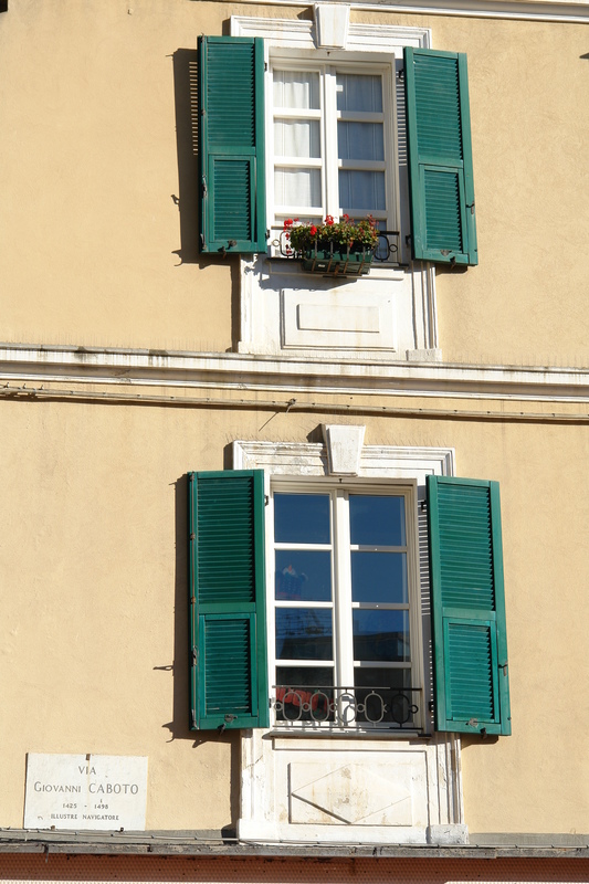 2010/12/MediterraneanCruise/03-Savona/DSC13175